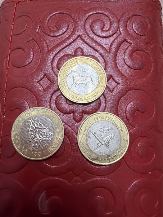 Продам редкие монеты 100 тг