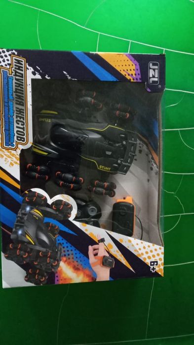 Радиоупровляемая машинка