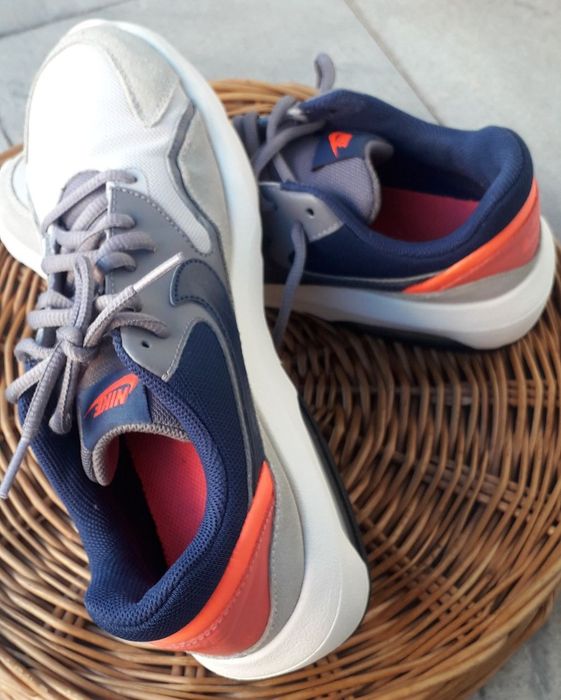 NIKE дамски маратонки