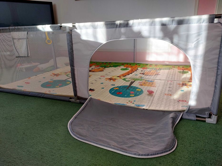 Продам детский игровой манеж.