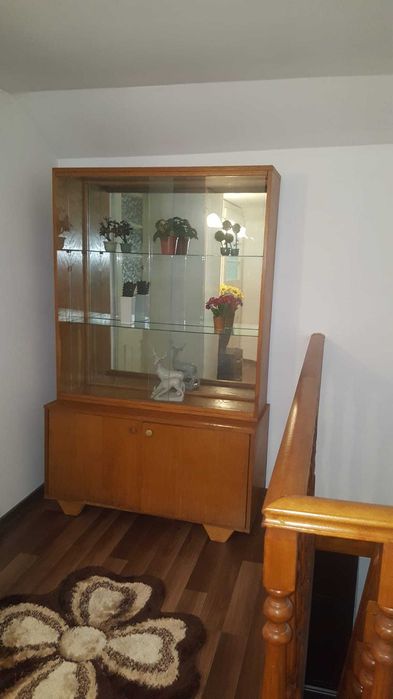 Vând vitrină sufragerie. Suceava, Dărmănești