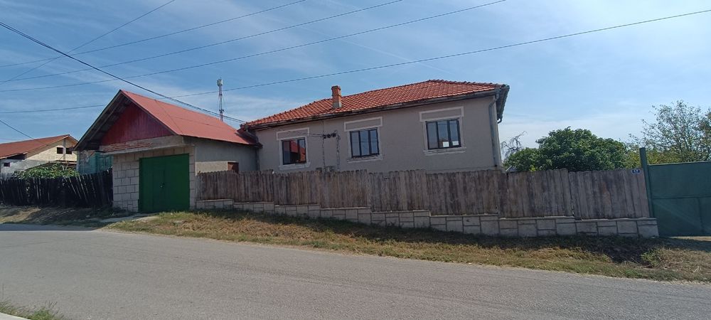 Casa de Vanzare  in localitatea Jidostita jud MH