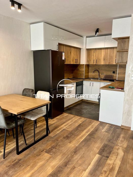 Продава се Двустаен апартамент в Пловдив, Христо Смирненски - 68 кв.м за 2339 €/кв.м - Снимка #2
