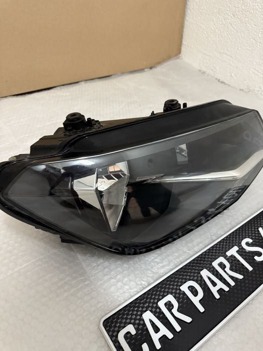 Фар десен VW Caddy 3 facelift 2K1 Кади Перфектен