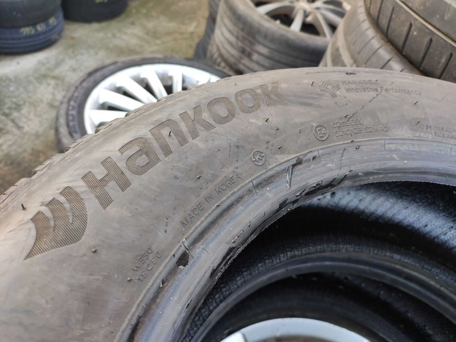 2бр Зимни Гуми 215 60 17 - Hankook - DOT 2022