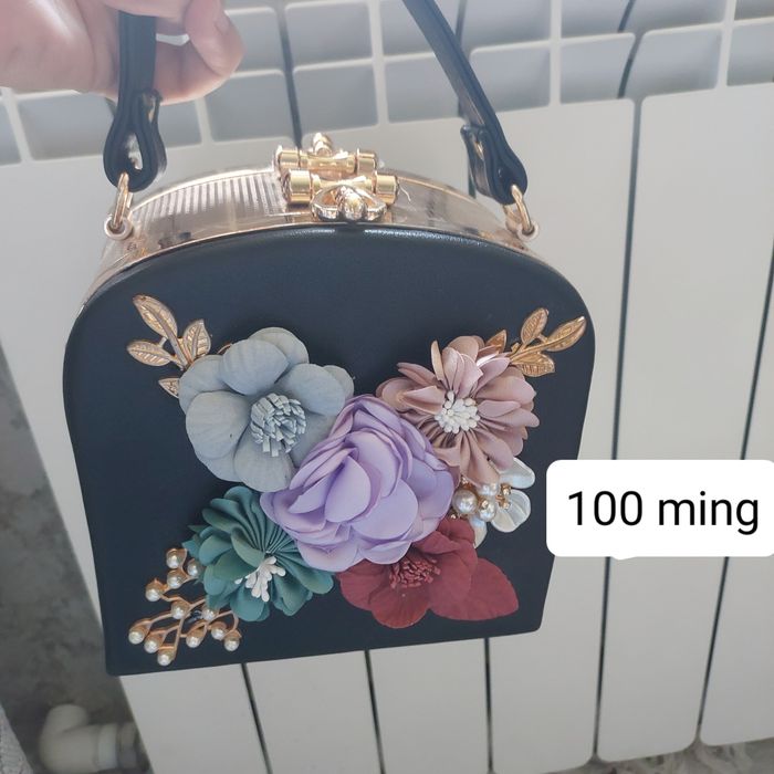 Ayollar sumkasi yangi