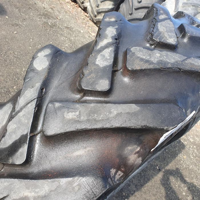 Cauciucuri 12.4-28 (320/85R28) Semperit Anvelope PRET BUN GARANTIE