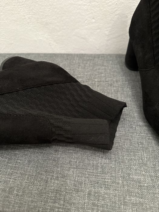 Vand botine mărimea 38