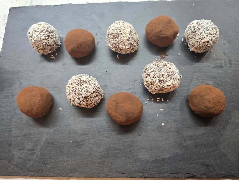 Торти, силени и сладки изкушения за вашия повод