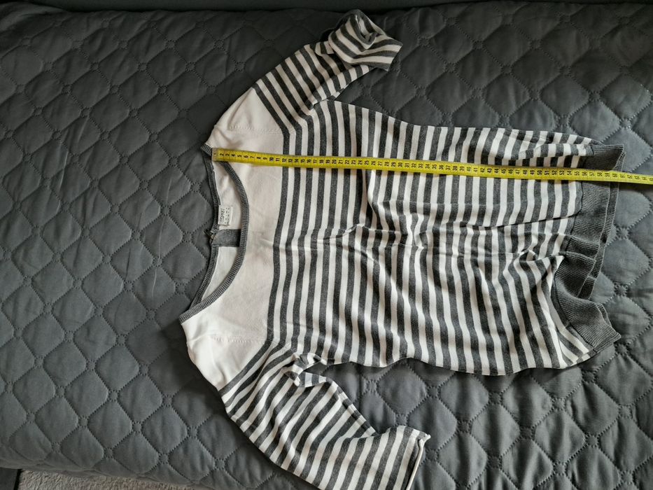 Дамски дрехи- блузи и панталони