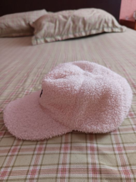 Продам кепку Karl Lagerfeld!