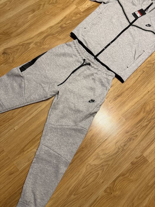 Nike tech fleece