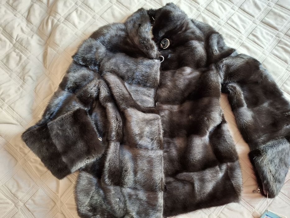 Продам новую шубу