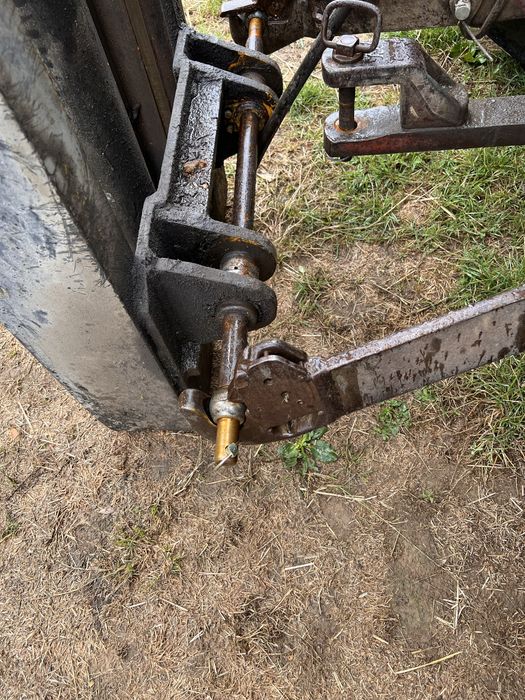 Stivuitor tiranți tractor