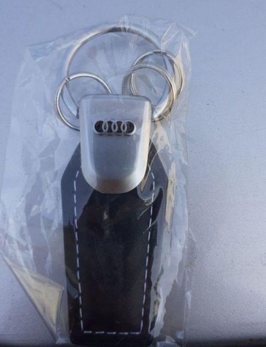 Breloc chei suport cheie mercedes benz audi volkswagen piele crom nou
