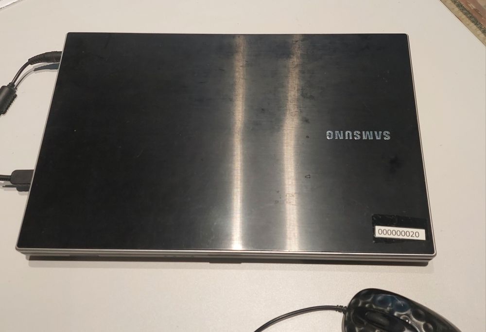 Продам ноутбук Samsung