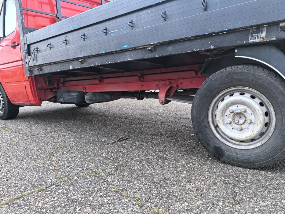 Мерцедес 308д 2.3дизел