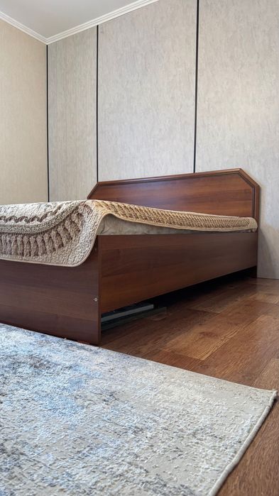 Кровать  180*200