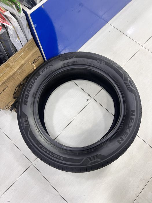 Nexen 235/55/19