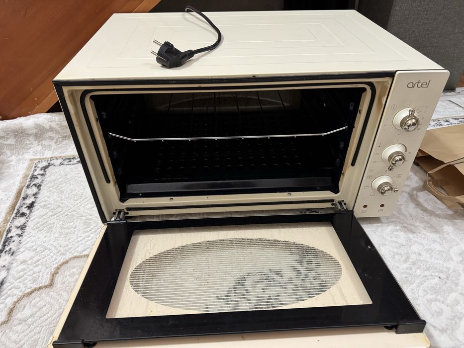 Продается печка artel в идельном состоянии