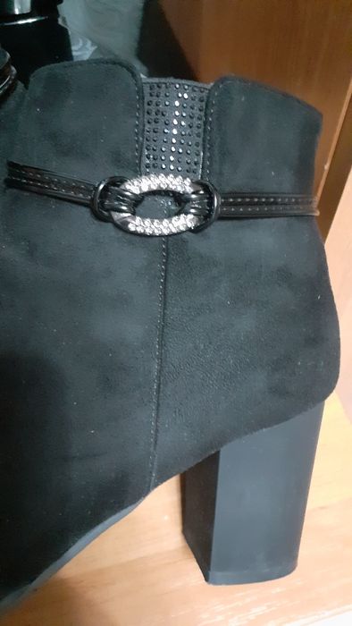 Замшевые ботиночки