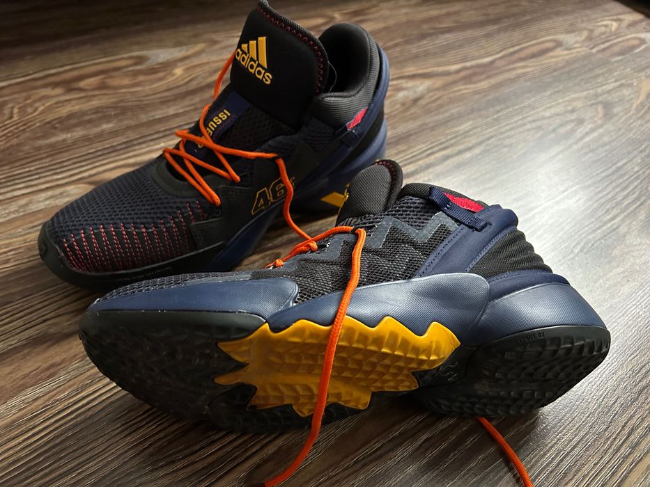 Adidas размер 41,5  / Issue 2