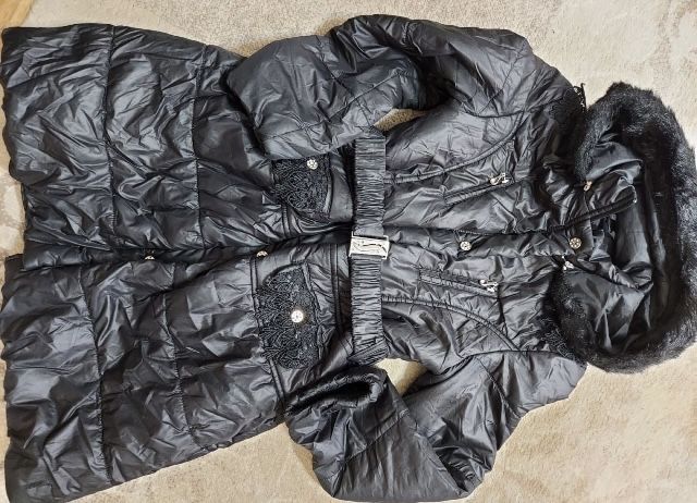 Зимняя куртка. Пальто