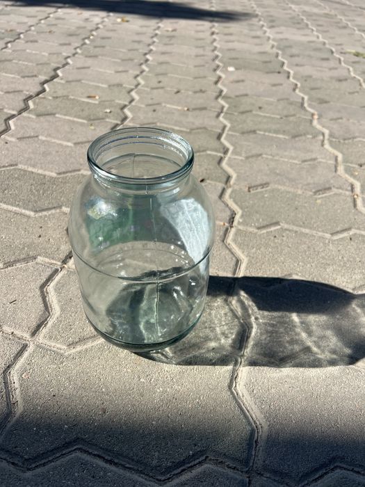 Продам банки 2л!!