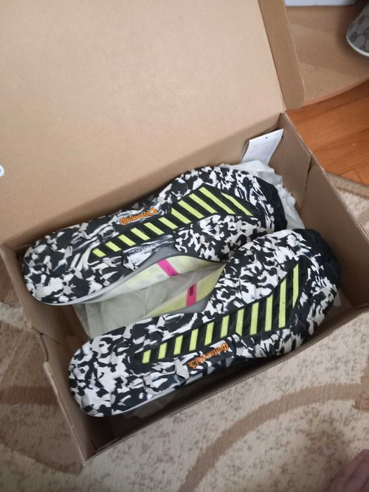 Маратонки Adidas