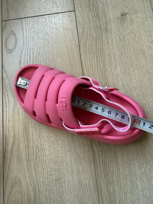 Детски сандали Ugg