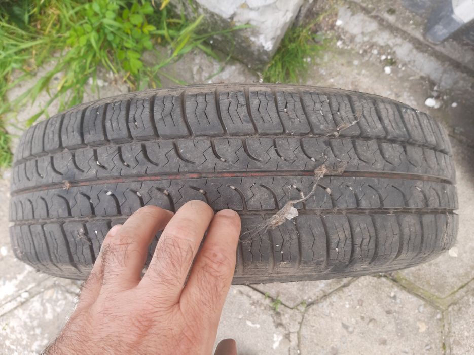 Продавам гуми с джанти и без джанти