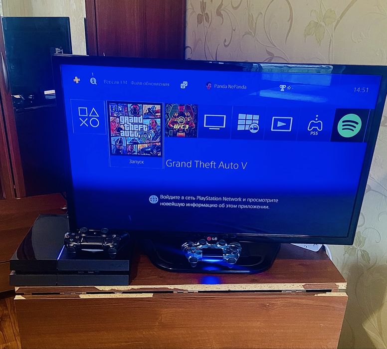 Продам пс 4 срочно