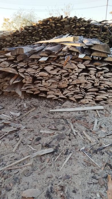 Продам Дрова пиленные.