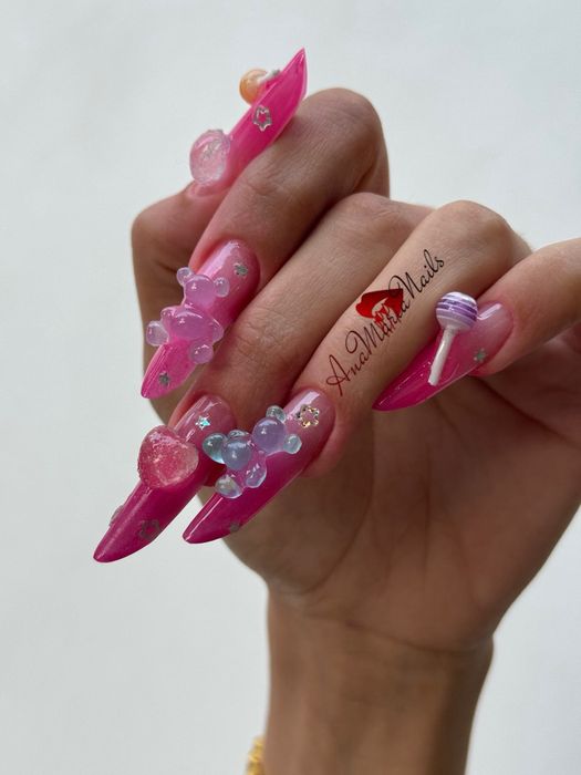 Manichiura/ Unghii cu gel