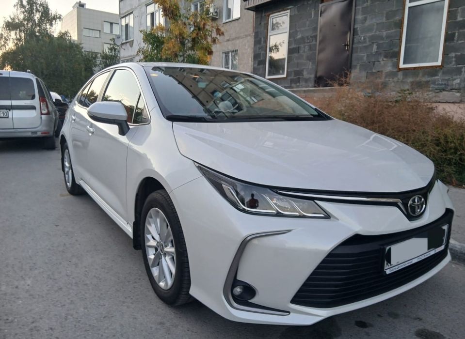 Автомобиль тойота