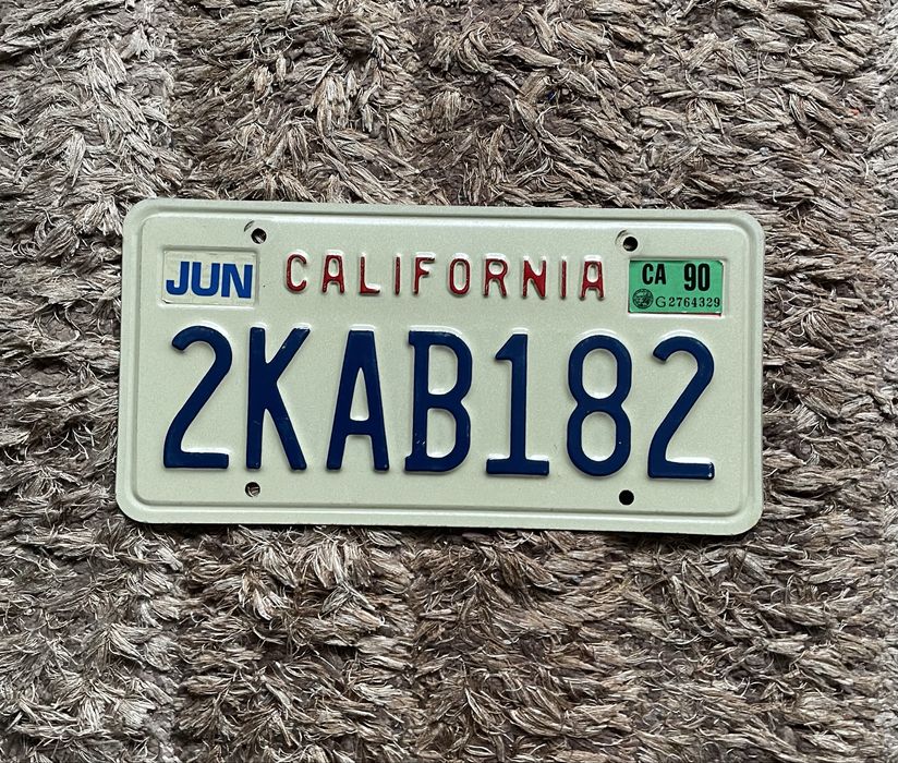 Placuta/placa/numar inmatriculare masina California Sua xr2