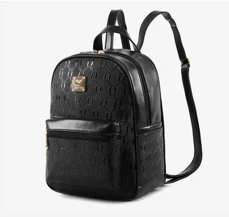 Комплект Дамска Раница, Чанта и Несесер с подарък мече