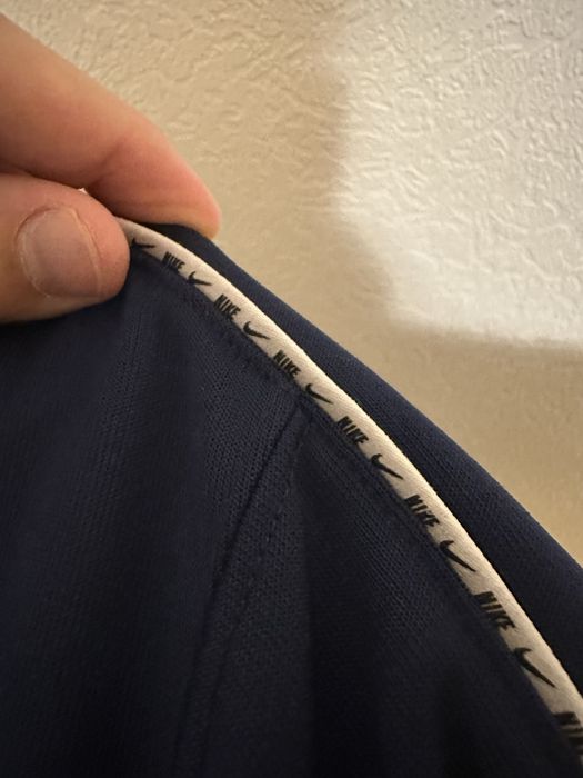 Нов Суичър Nike