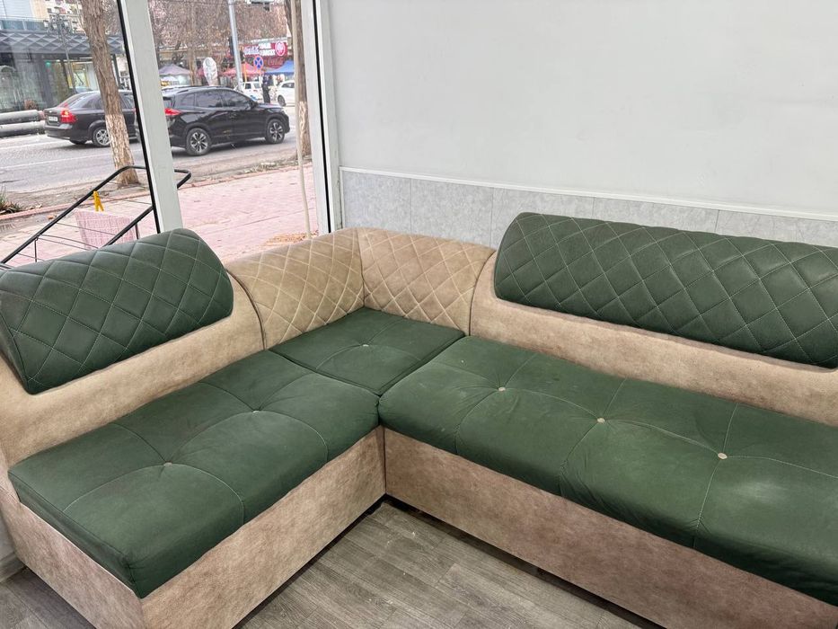 Срочно продаётся диван кресло тремо для салона красоты