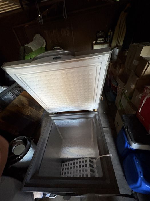 Продам морозильную ларь