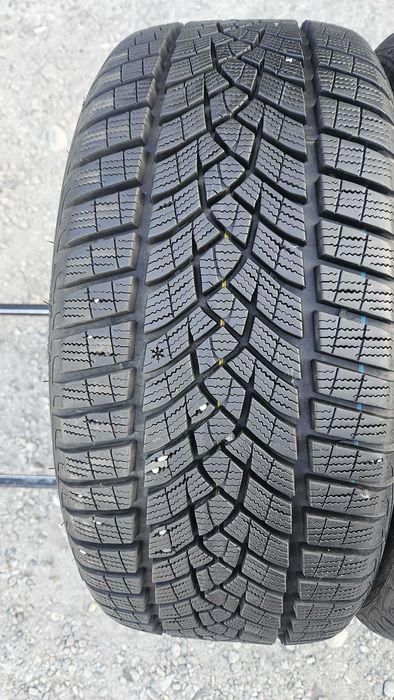 225/45 R17 • Iarna • Goodyear UltraGrip Performance+ 91H | 4 buc | Pret/buc