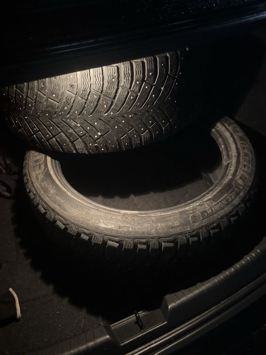 Продам шипованные шины