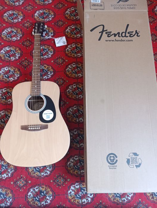 Гитара новая Fender