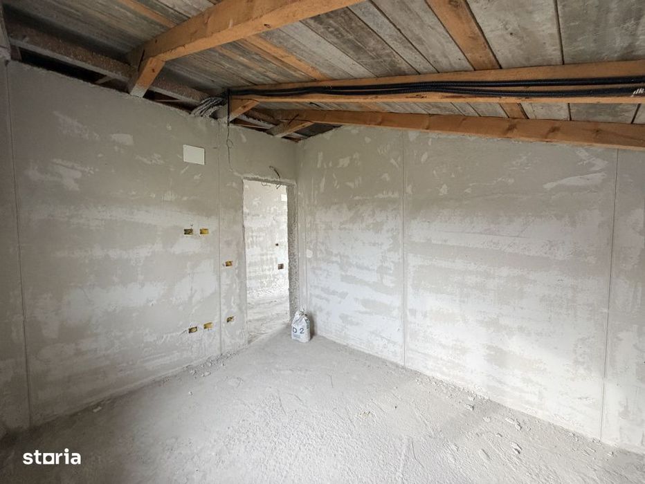 Casa cu Mansarda la gri,  4 camere, 176mp+ 500 mp teren, Bordei