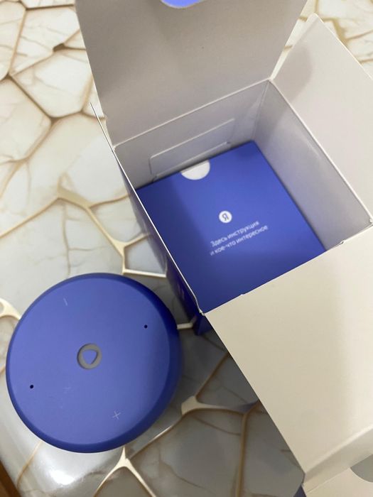 Продам Яндекс станцию Алиса