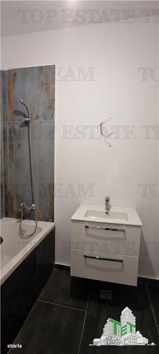 Apartament generos de 3 camere si curte proprie de 115mp, incalzire in