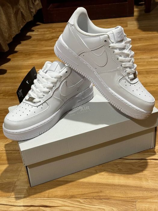 Продается кроссы Nike