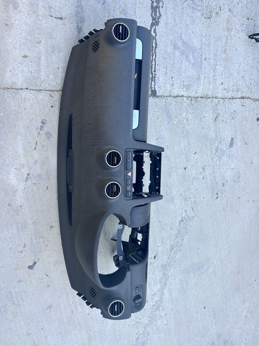 Plansa bord audi a3 an 2006
