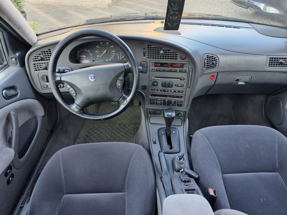SAAB 9-5 2001 — imagine 3