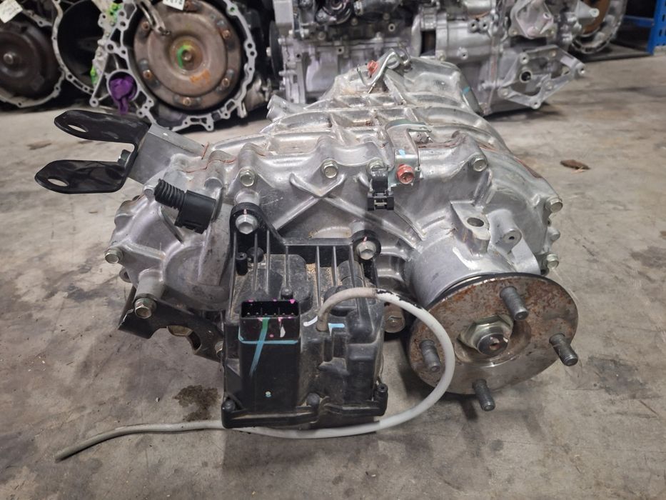 Раздатка / раздатъчна кутия Mitsubishi L200 2.4 DiD 2018г 6ск